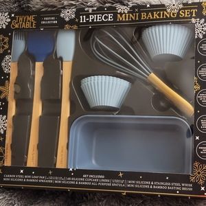 11 piece mini baking set!